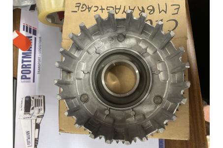 FZR100/ Cloche d'embrayage complète 
