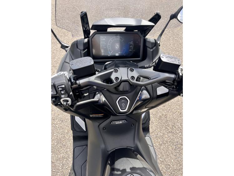 YAMAHA XP T-MAX 500 ABS TECH MAX
