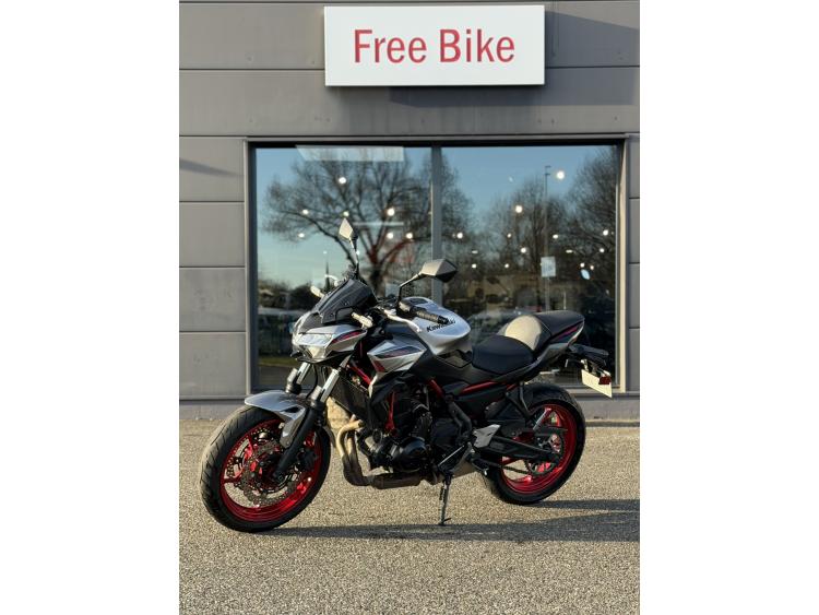 KAWASAKI Z650 A2