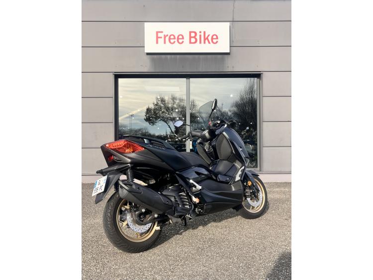 YAMAHA X-MAX 125 TECH MAX