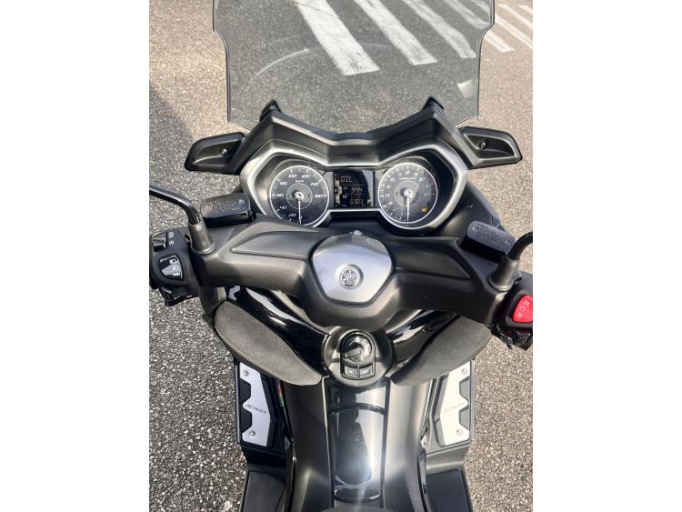 YAMAHA X-MAX 125 TECH MAX