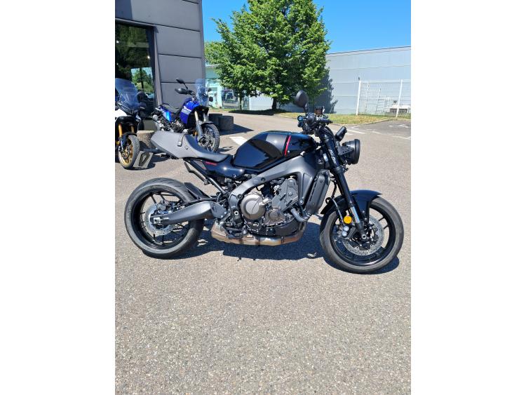 YAMAHA XSR 900