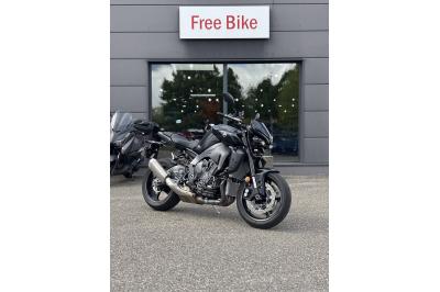 YAMAHA MT-10
