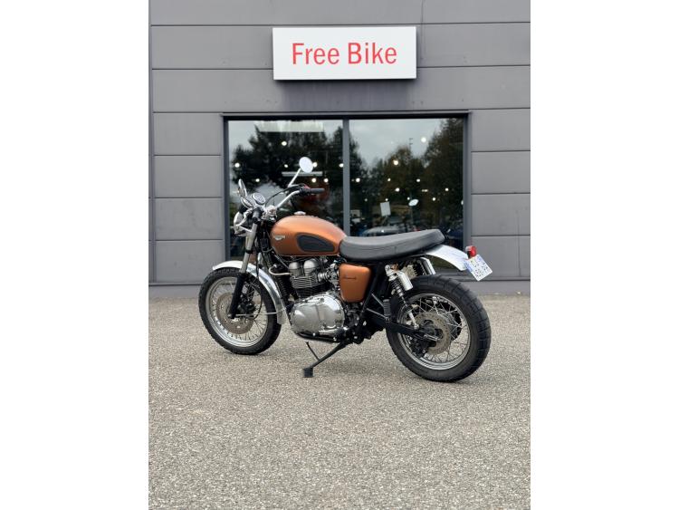 TRIUMPH BONNEVILLE 865 T100