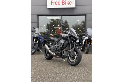 YAMAHA MT-10
