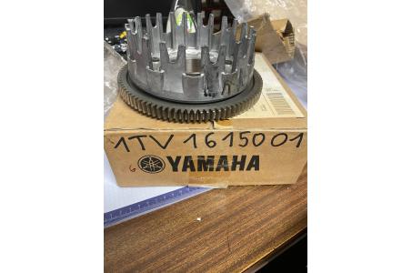 FZ750/ Cloche d'embrayage complète 