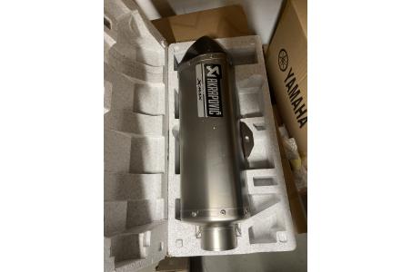 XMAX125 ABS / Silencieux Akrapovic titane 
