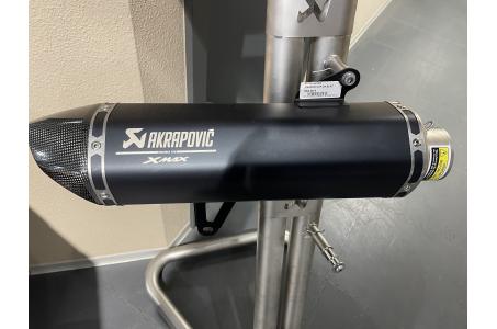 XMAX300 / Silencieux Akrapovic noir