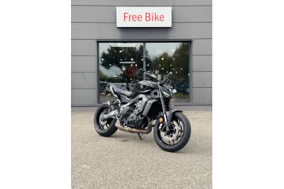 YAMAHA MT-09